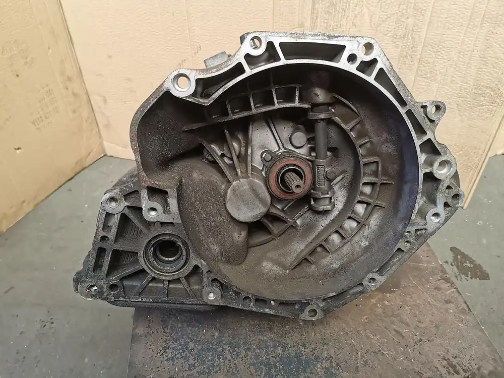 Jetzt Kaufen Getriebe und Differential gebraucht OPEL CORSA B (AB 93) Baujahr 2000