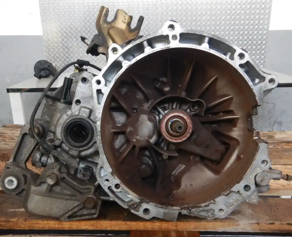 Getriebe und Differential gebraucht MAZDA Mazda 3 (AB 06.2003-) Baujahr 2005 Rabatt