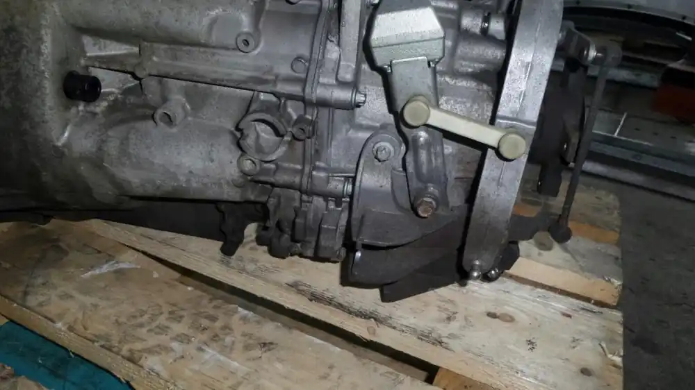 Getriebe und Differential gebraucht VW CRAFTER (2E,04/06-) Baujahr 2010 Knallerangebot