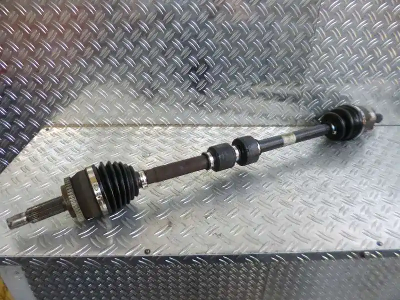 Antriebswellen und Gelenkwellen gebraucht HYUNDAI I30 (FD) Baujahr 2011 Abverkauf
