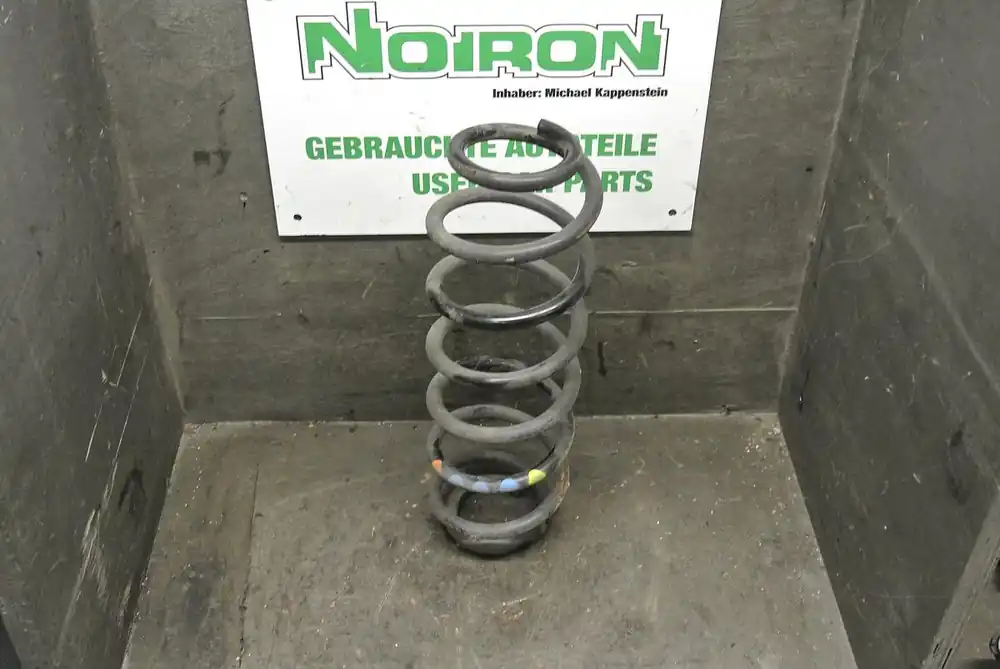 Federbeine, Achsschenkel gebraucht VW FOX (5Z, 04/05-) Baujahr 1900 Wochenendangebot