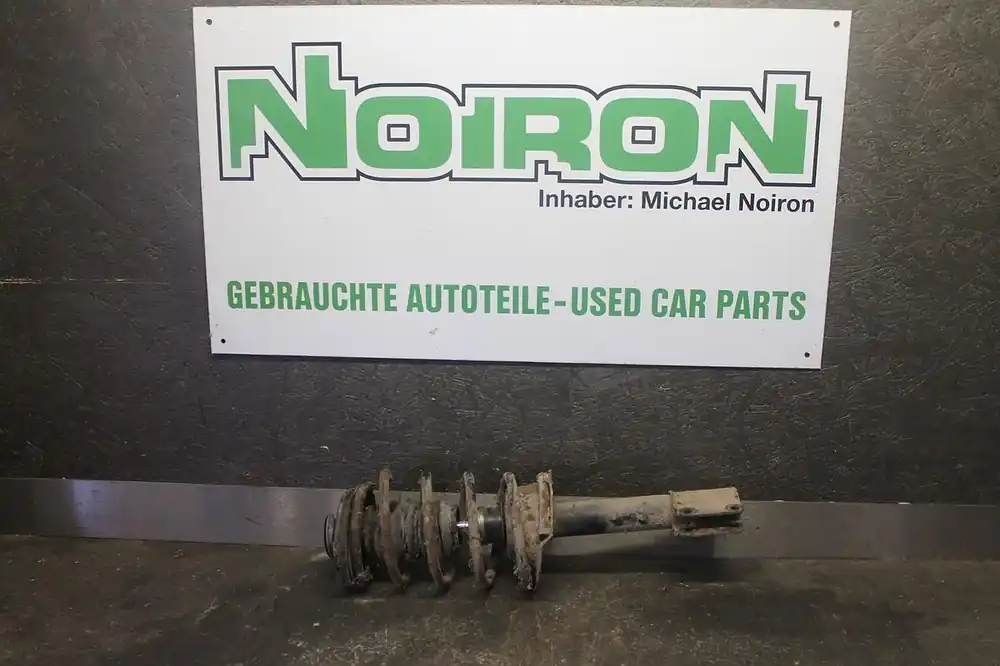 Federbeine, Achsschenkel gebraucht VOLVO 480 Baujahr 1900 Abverkauf