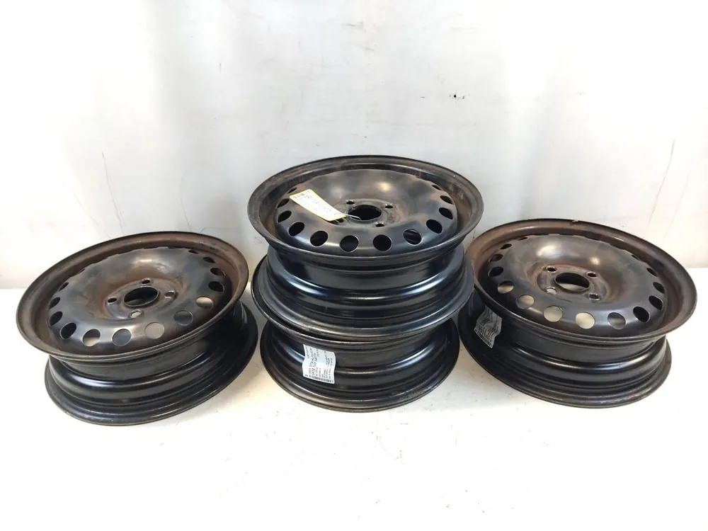 Reifen, Felgen, Räder gebraucht VW VW UP (AA/122) Baujahr 2018 Begrenztes Angebot