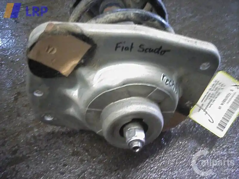 Federbeine, Achsschenkel gebraucht FIAT SCUDO (272) Baujahr 2009 Angebot