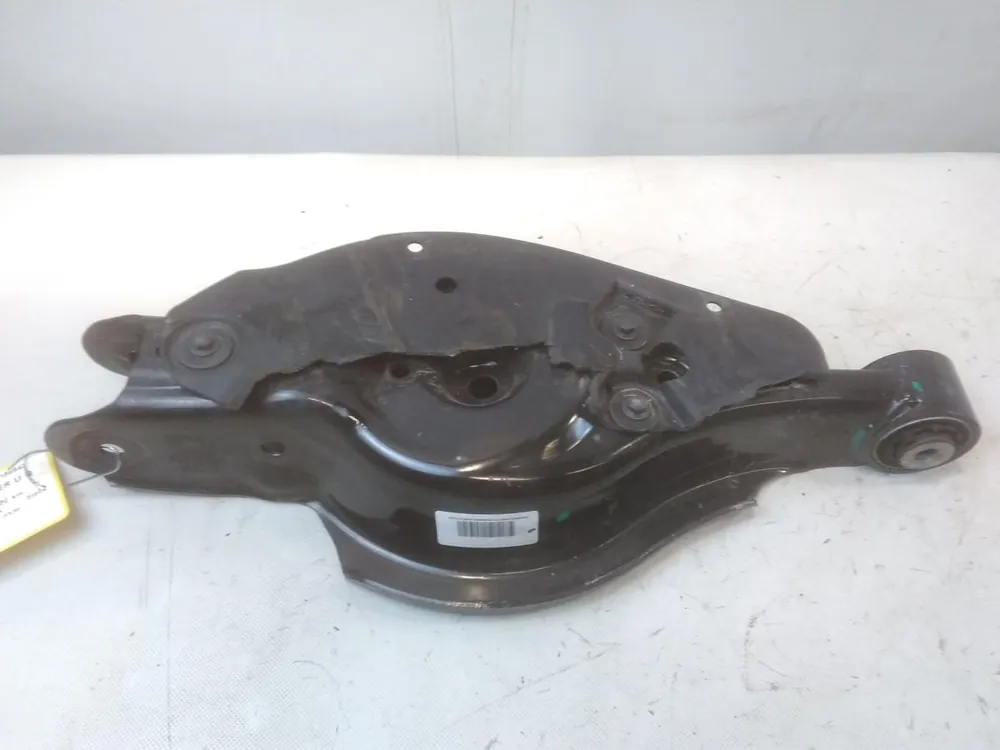 Federbeine, Achsschenkel gebraucht VOLVO EX30 Baujahr 2024 Sale