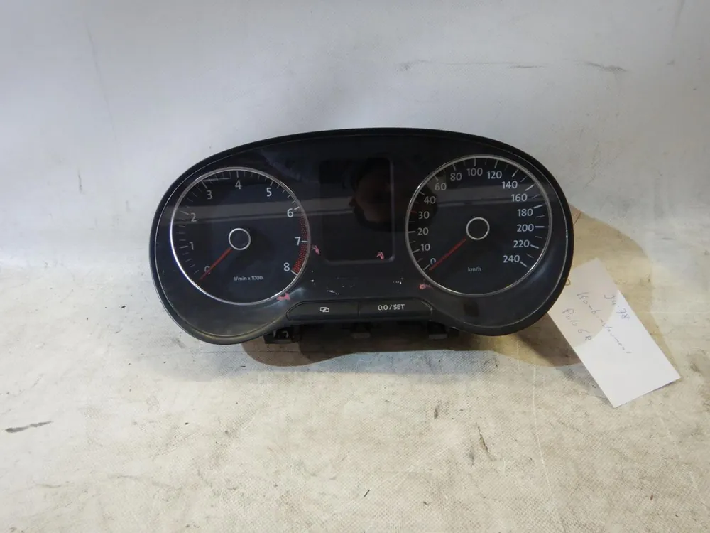 Armaturen gebraucht VW POLO 6R Baujahr 2011 Mega-Angebot