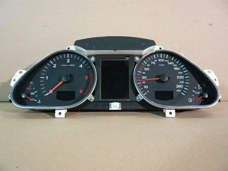 Armaturen gebraucht AUDI A6 (4F, 04/04-) Baujahr 2007 Preisreduziert