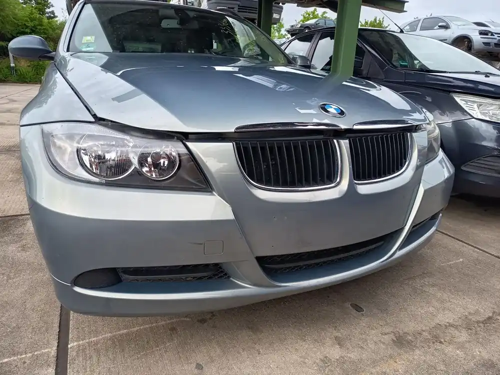 Stossfänger gebraucht BMW 3-ER (E90,E91) Baujahr 2006 Neu Im Sortiment