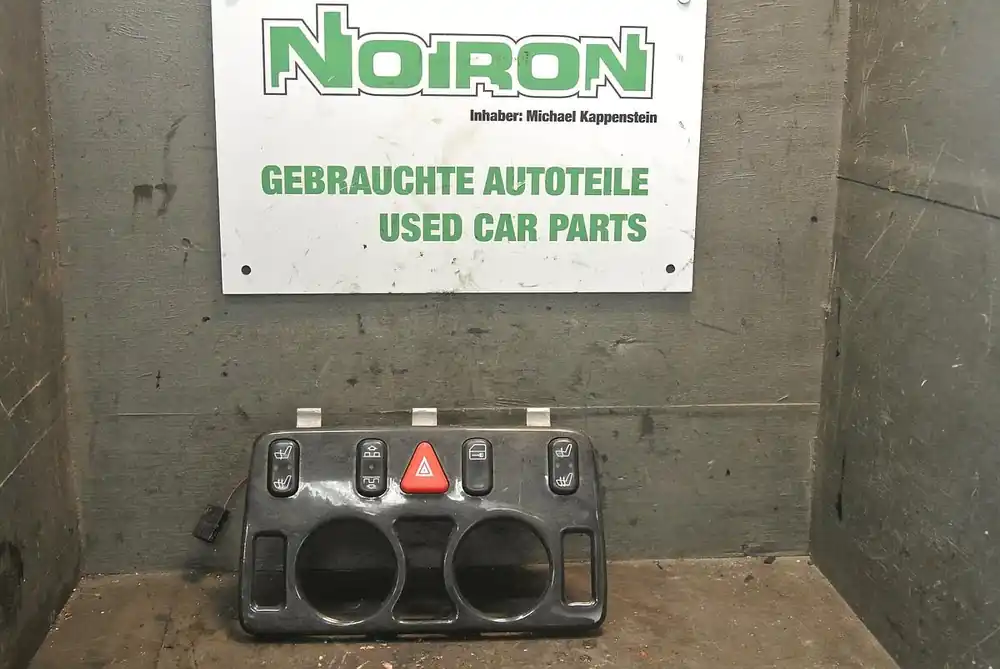 Sonstiges gebraucht MERCEDES-BENZ CLK200 - CLK430 CABR Baujahr 1900 Neue Ware