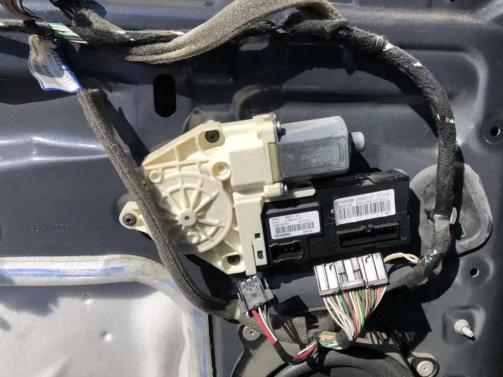 Sonstiges gebraucht RENAULT LAGUNA III Baujahr 2010 Meistverkauft
